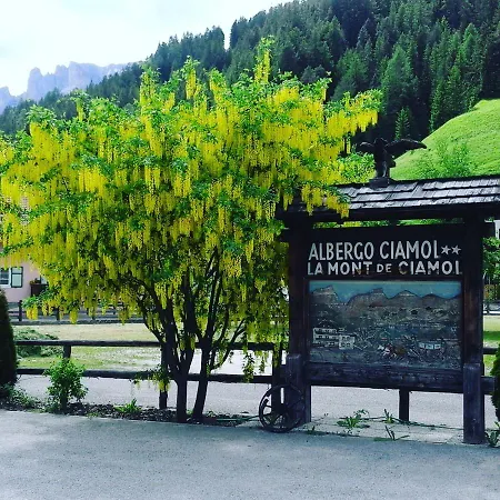 Ciamol Hotel